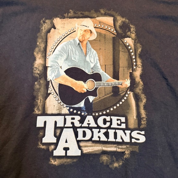 Bayside Trace Adkins 2010 Tour Shirt Cowboy's Back In Town 2XL Black - Picture 2 of 7